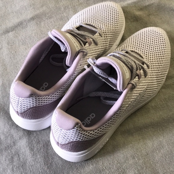 Brand new ADIDAS - Picture 3 of 4